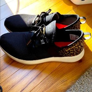 New Balance fuel core nergize tennis shoe size 9